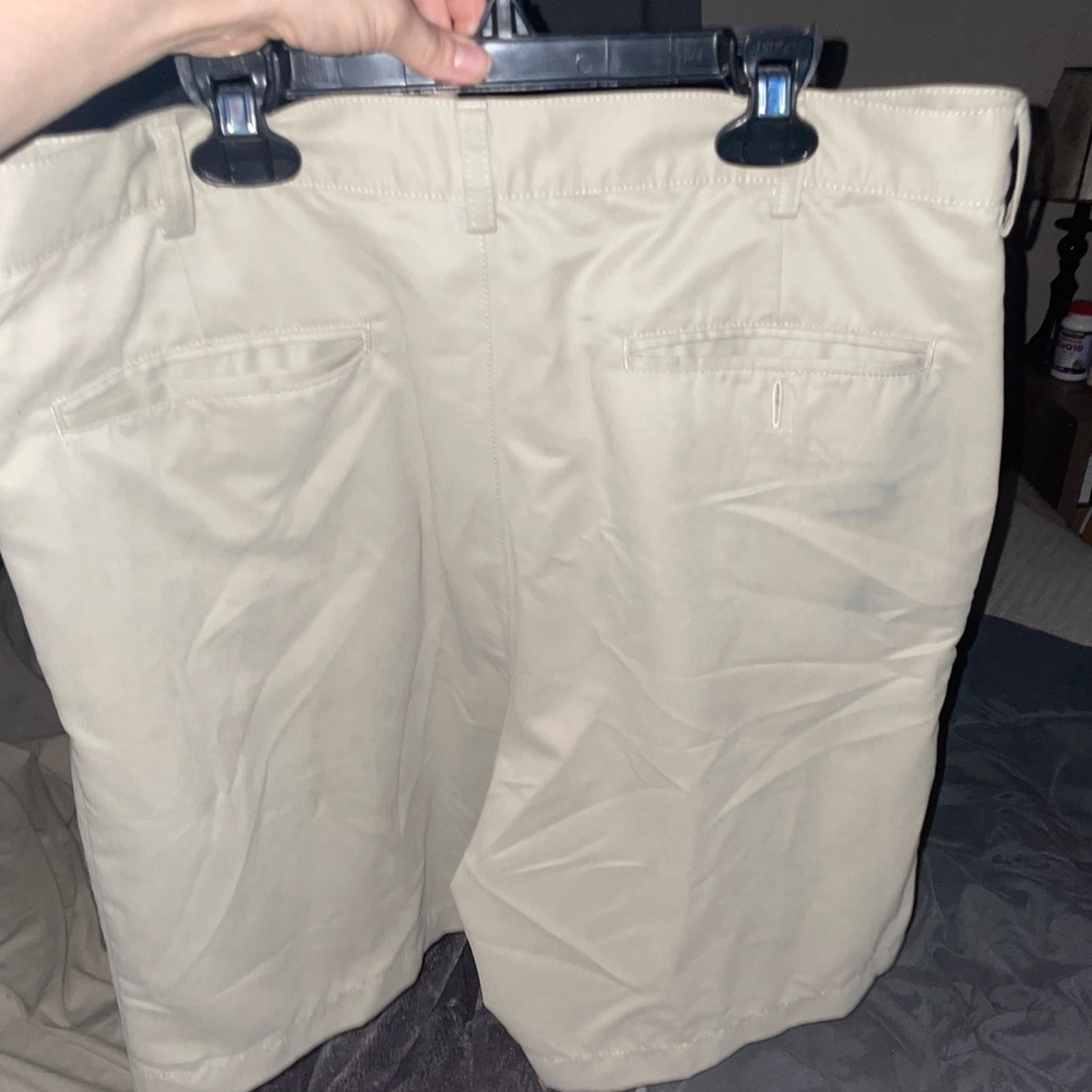Croft & Barrow Mens Dress/Dark Khaki Capris *make offers* - Picture 5 of 6